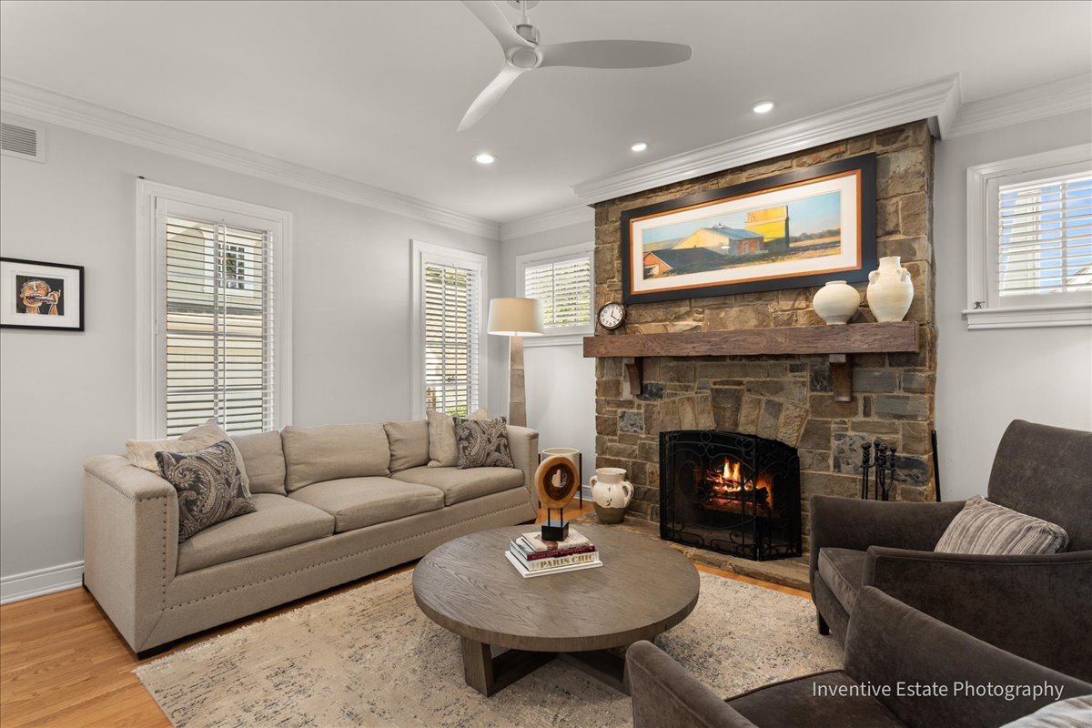 626 S BODIN Street, Hinsdale, IL 60521