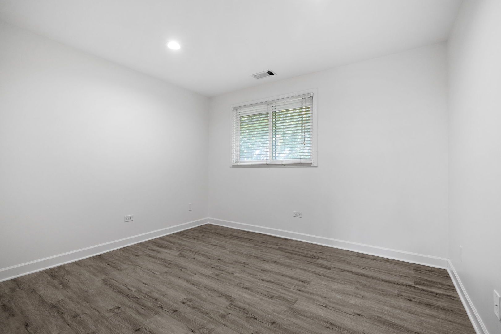 9750 Ravinia Lane #303, Orland Park, IL 60462