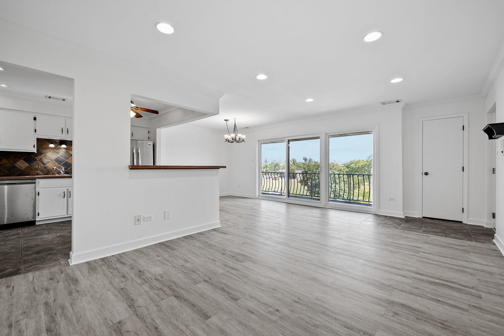 9750 Ravinia Lane #303, Orland Park, IL 60462