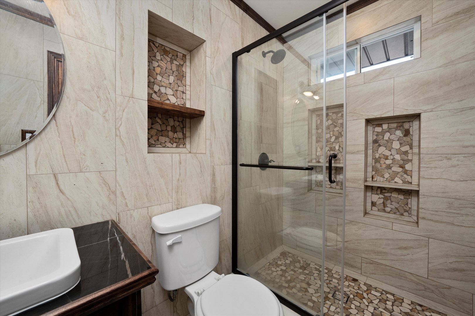 9201 Willow Lane, Bridgeview, IL 60455