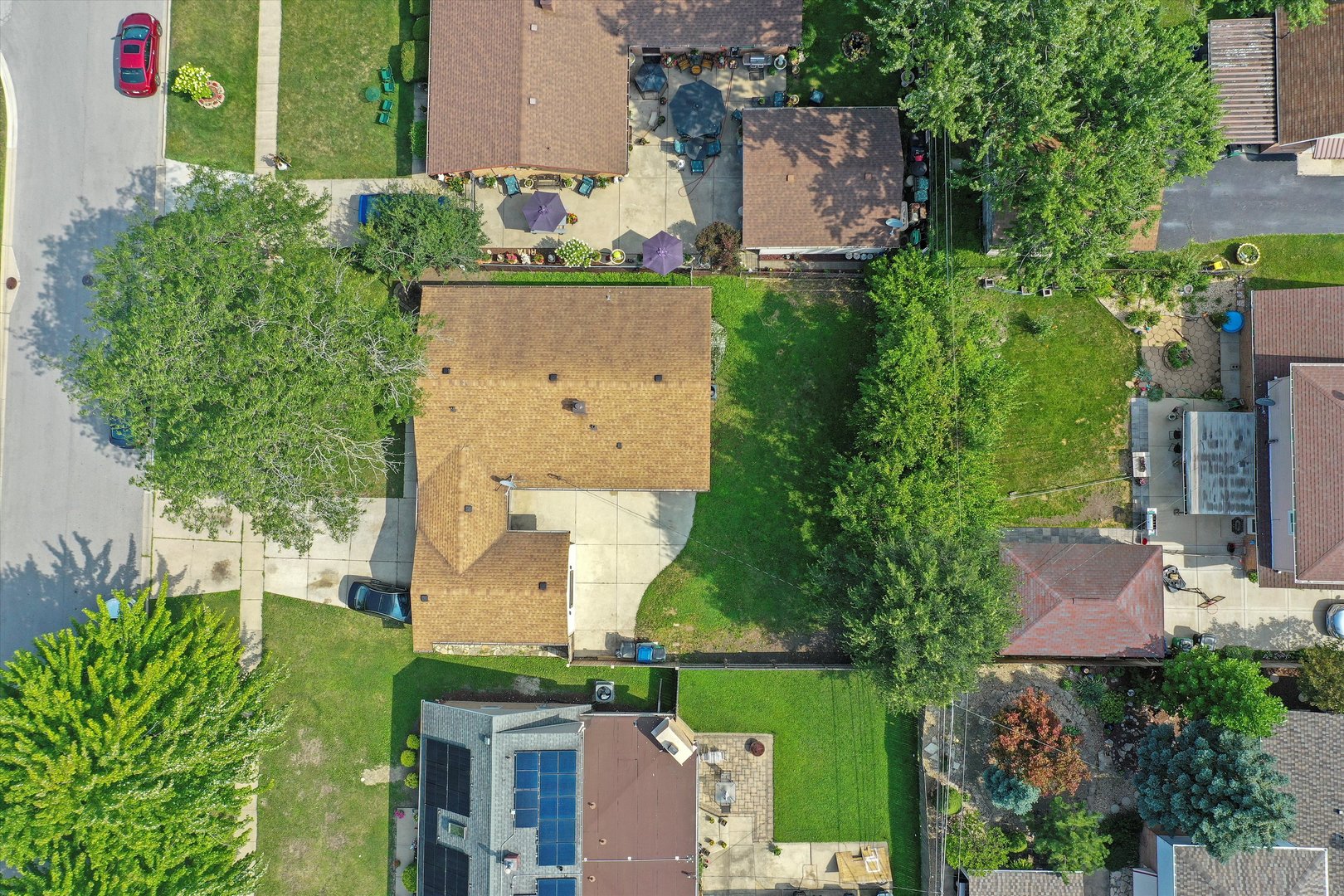 9201 Willow Lane, Bridgeview, IL 60455