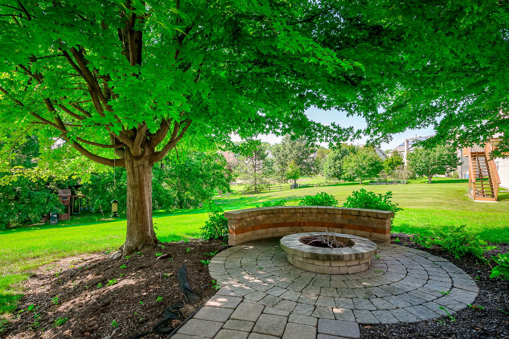 650 W Old Lake Street, Bartlett, IL 60103