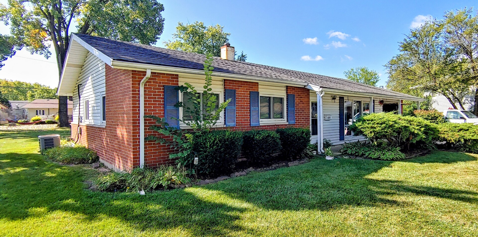 645 Maywood Lane, Hoffman Estates, IL 60169