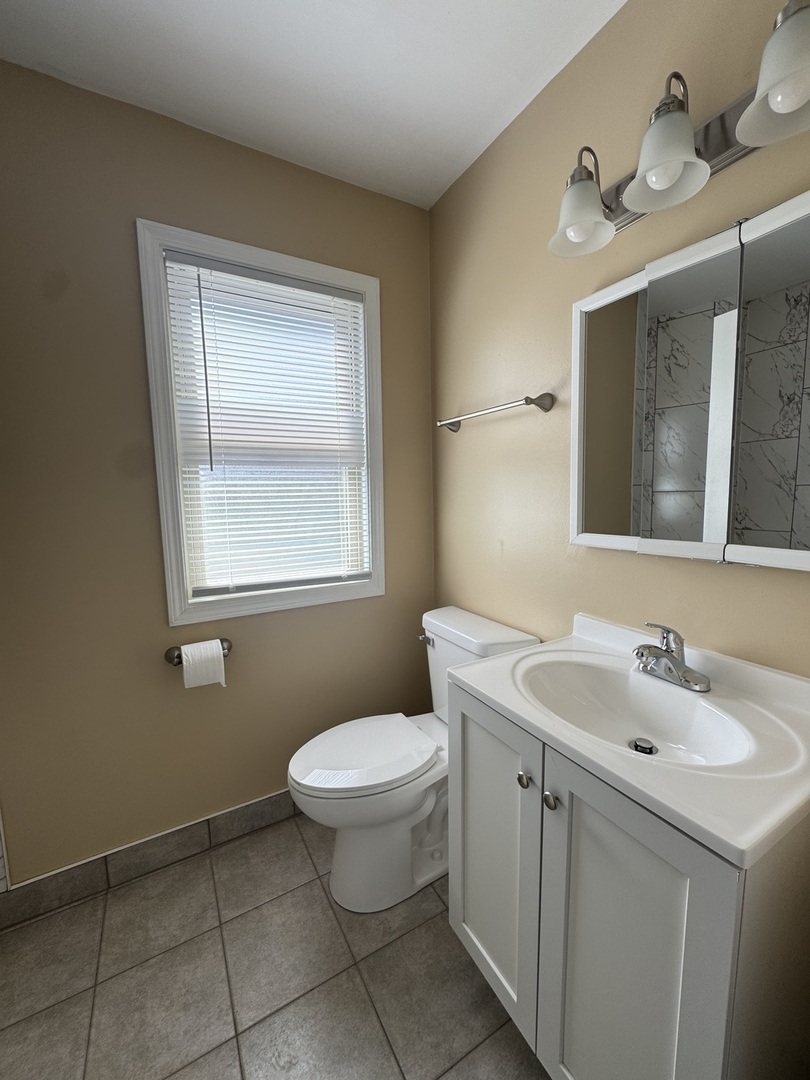 9059 S Laflin Street #1E, Chicago, IL 60620