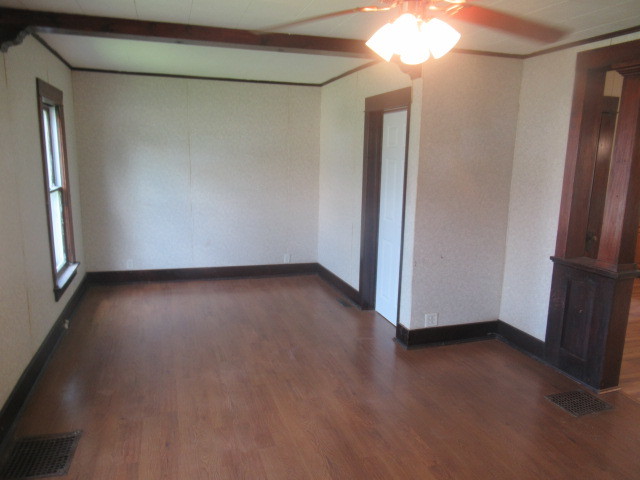 202 E Park Street, Harvard, IL 60033