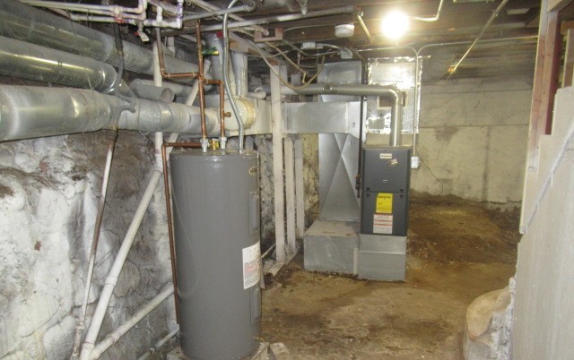 202 E Park Street, Harvard, IL 60033