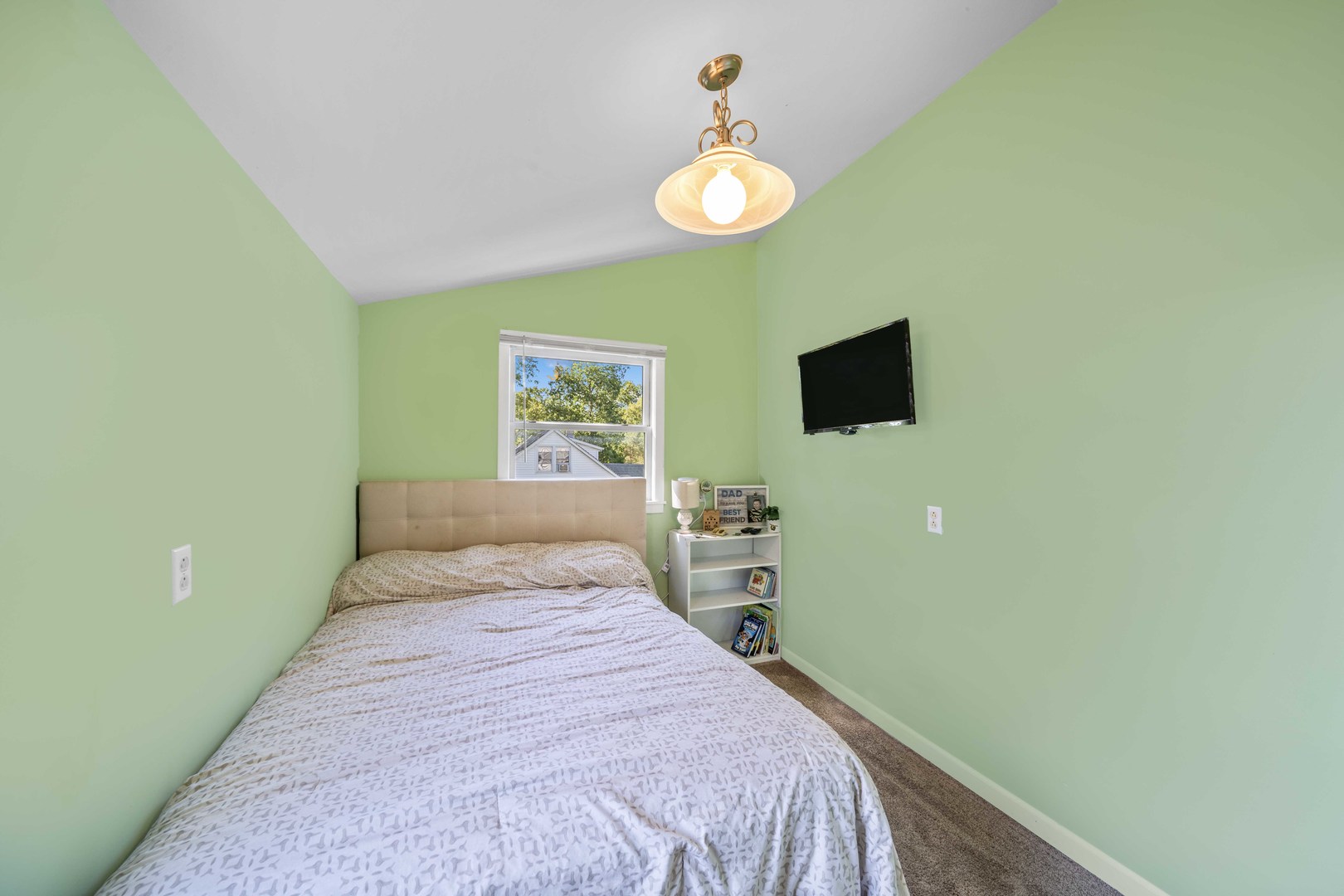 2404 13th Street, Winthrop Harbor, IL 60096