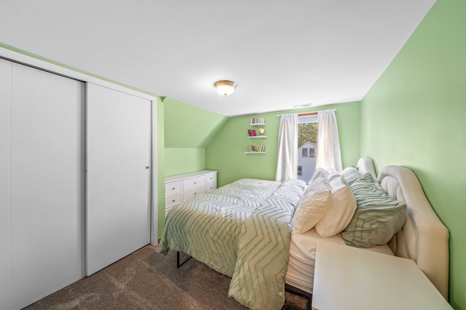 2404 13th Street, Winthrop Harbor, IL 60096