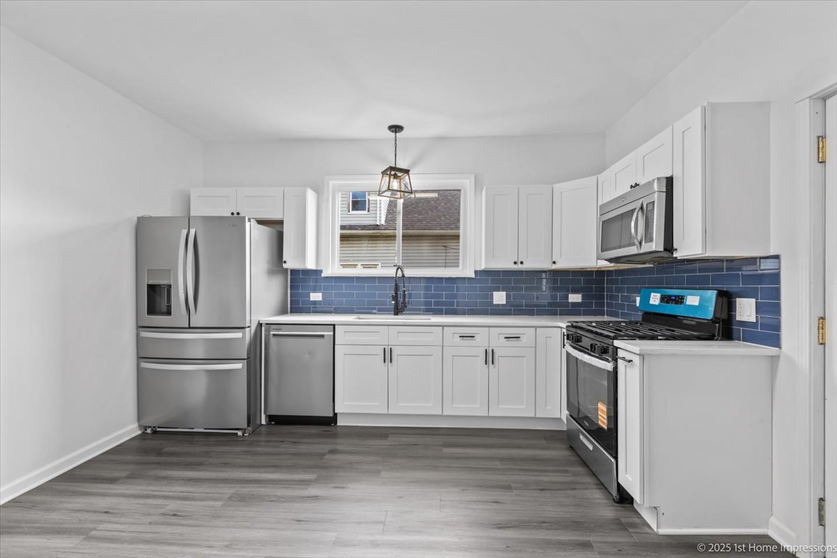 2745 Desplaines Street, Blue Island, IL 60406