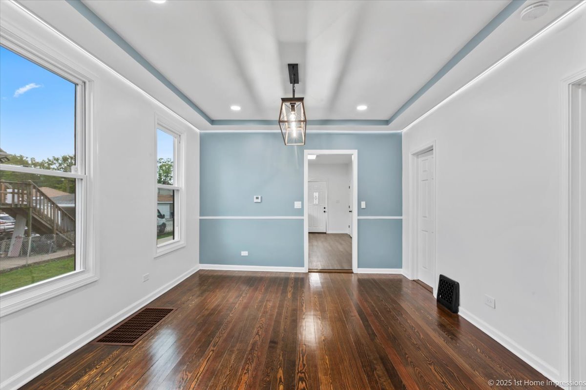 2745 Desplaines Street, Blue Island, IL 60406