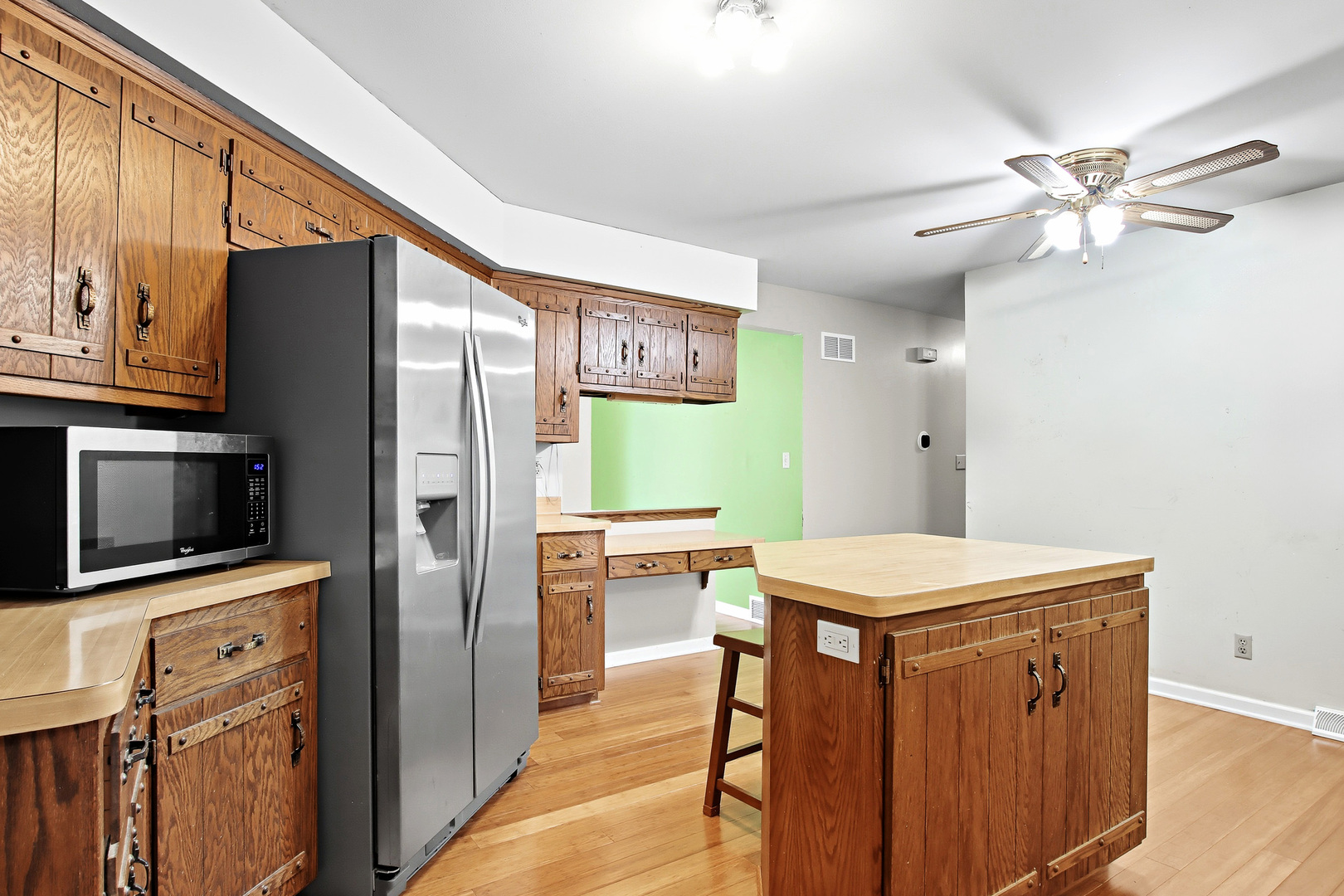 6017 68th Street, Kenosha, WI 53142