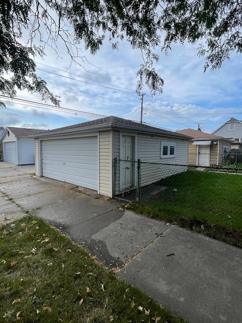 5300 N Mulligan Avenue, Chicago, IL 60630