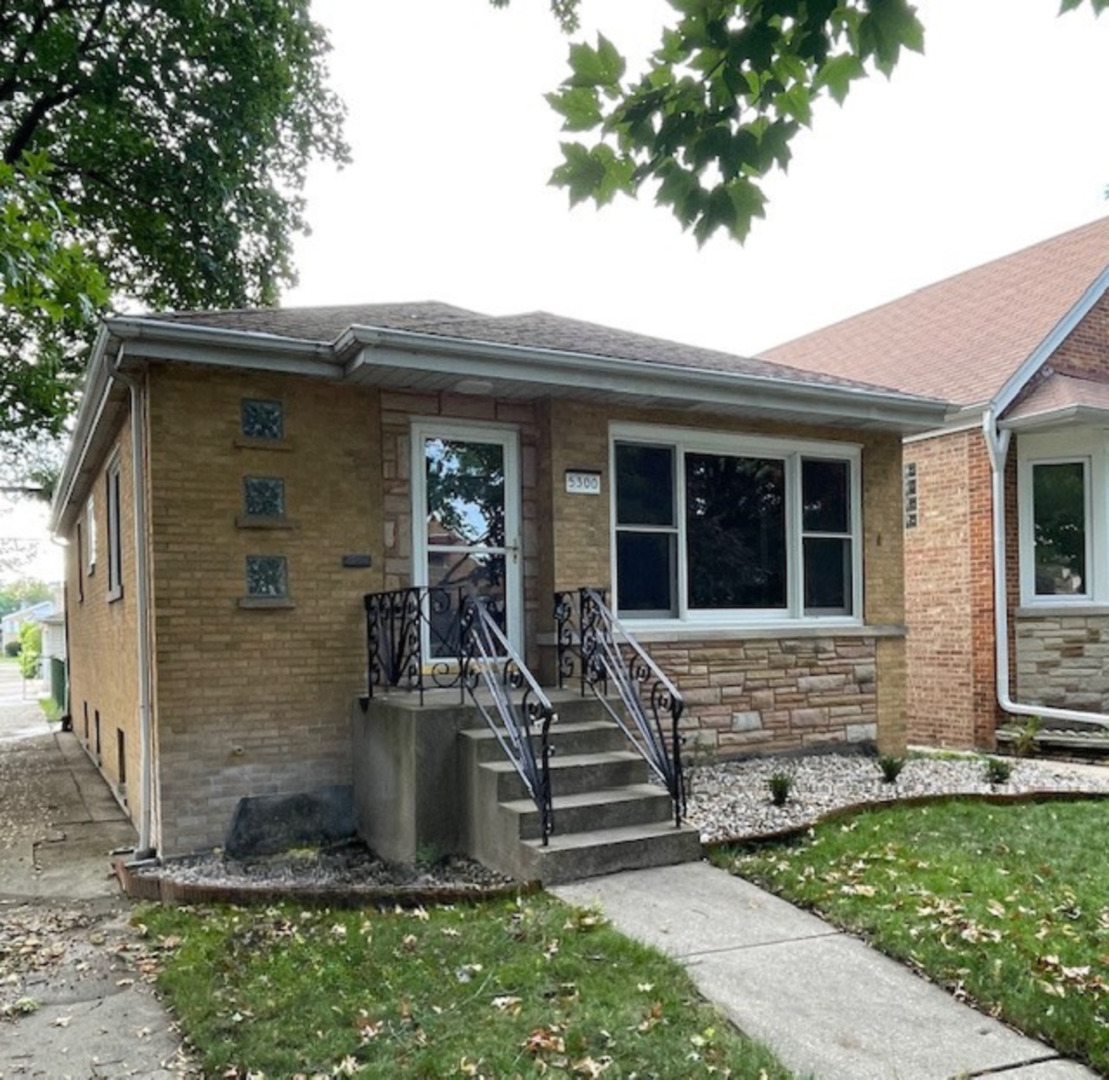 5300 N Mulligan Avenue, Chicago, IL 60630