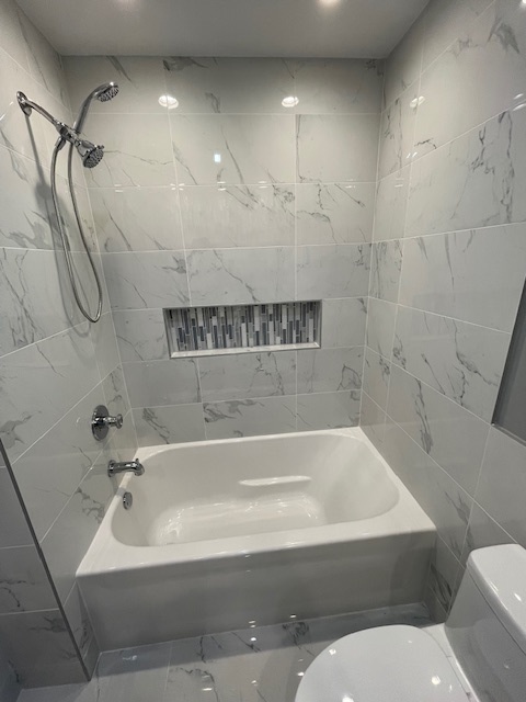 5300 N Mulligan Avenue, Chicago, IL 60630