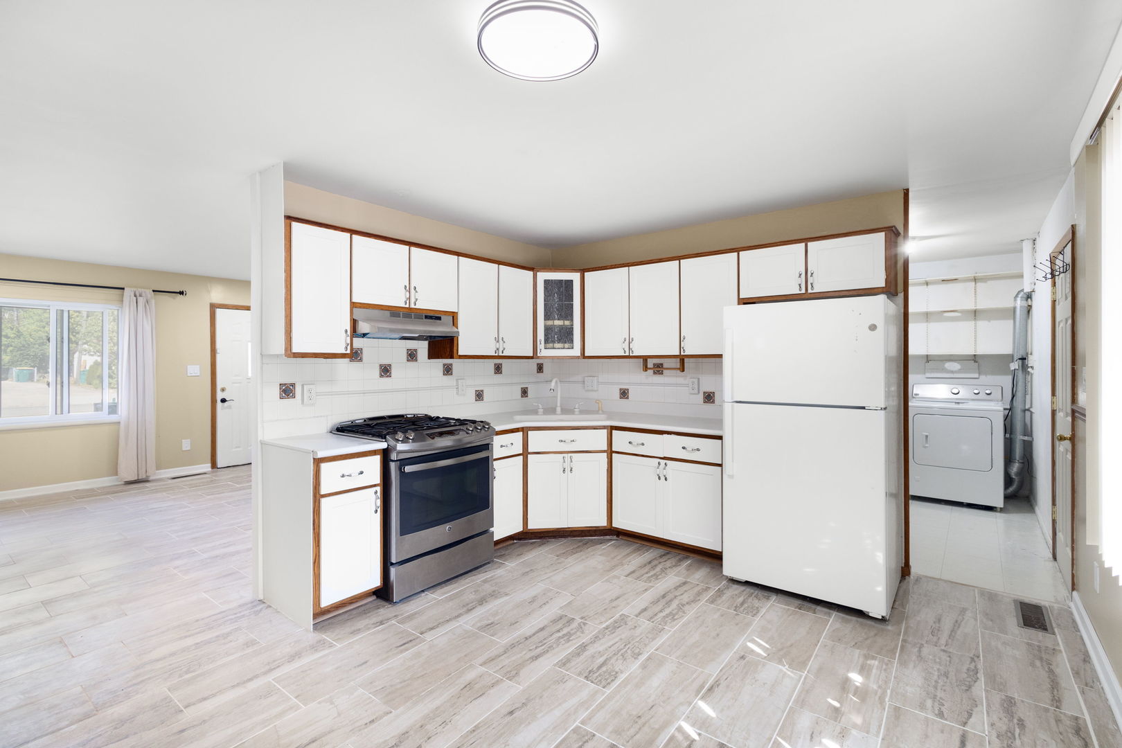 805 Cypress Lane, Joliet, IL 60435