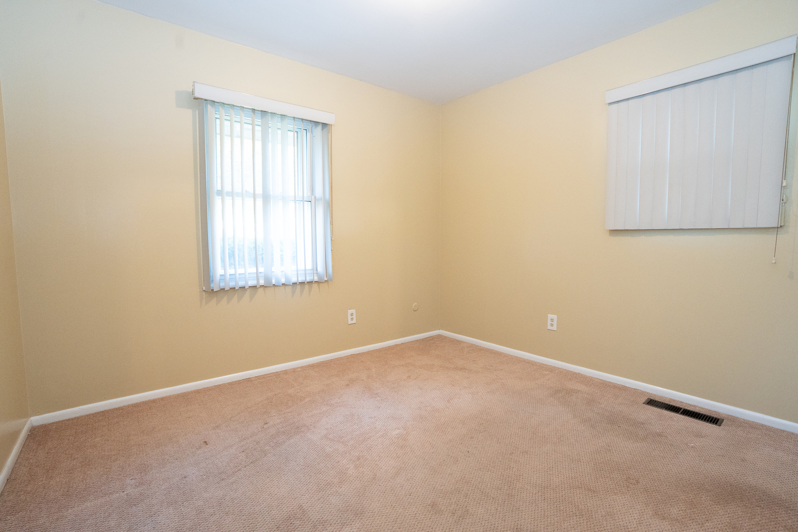 805 Cypress Lane, Joliet, IL 60435