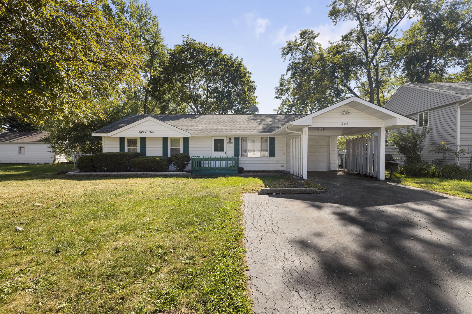 805 Cypress Lane, Joliet, IL 60435