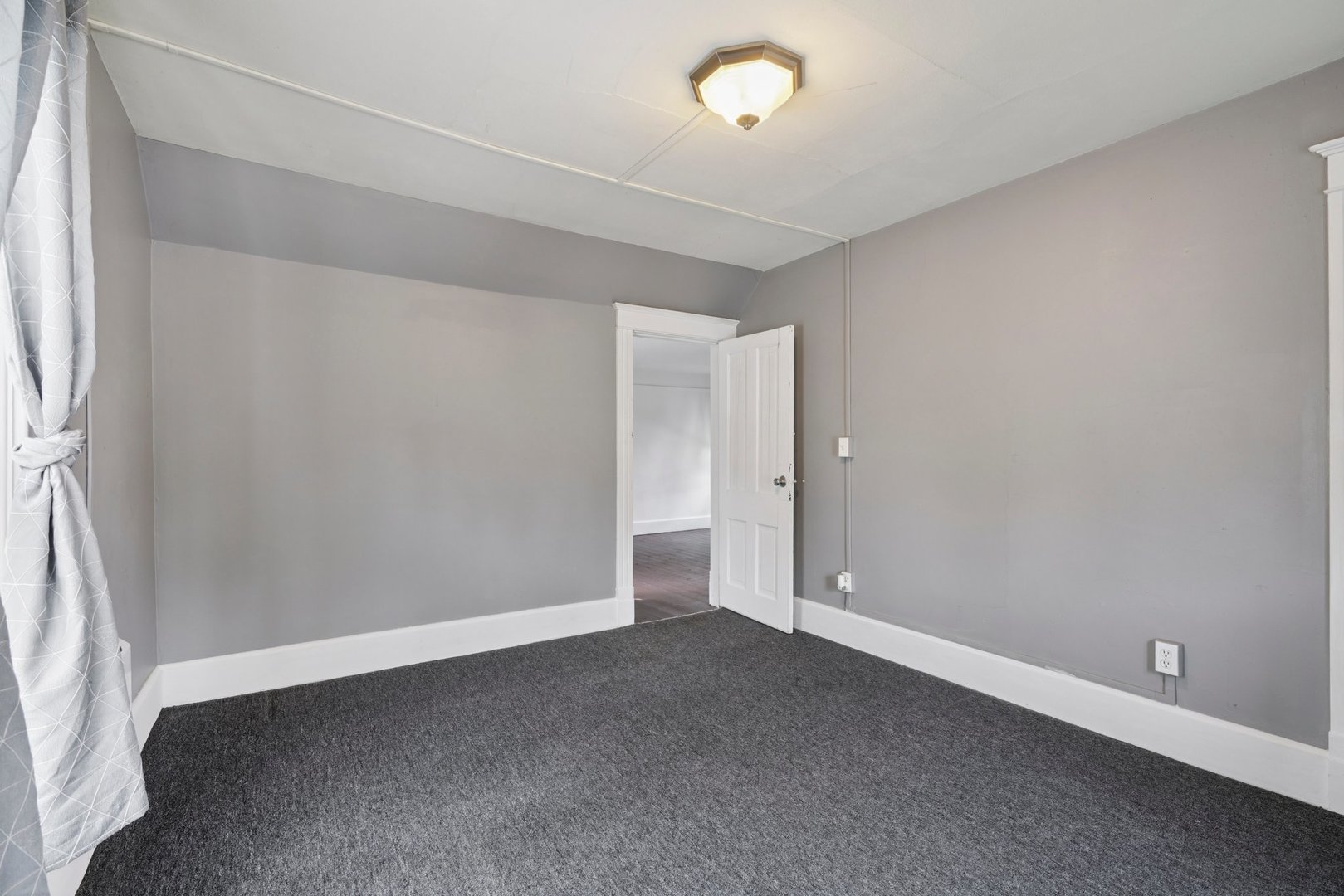 328 Sumner Street, Genoa City, WI 53128