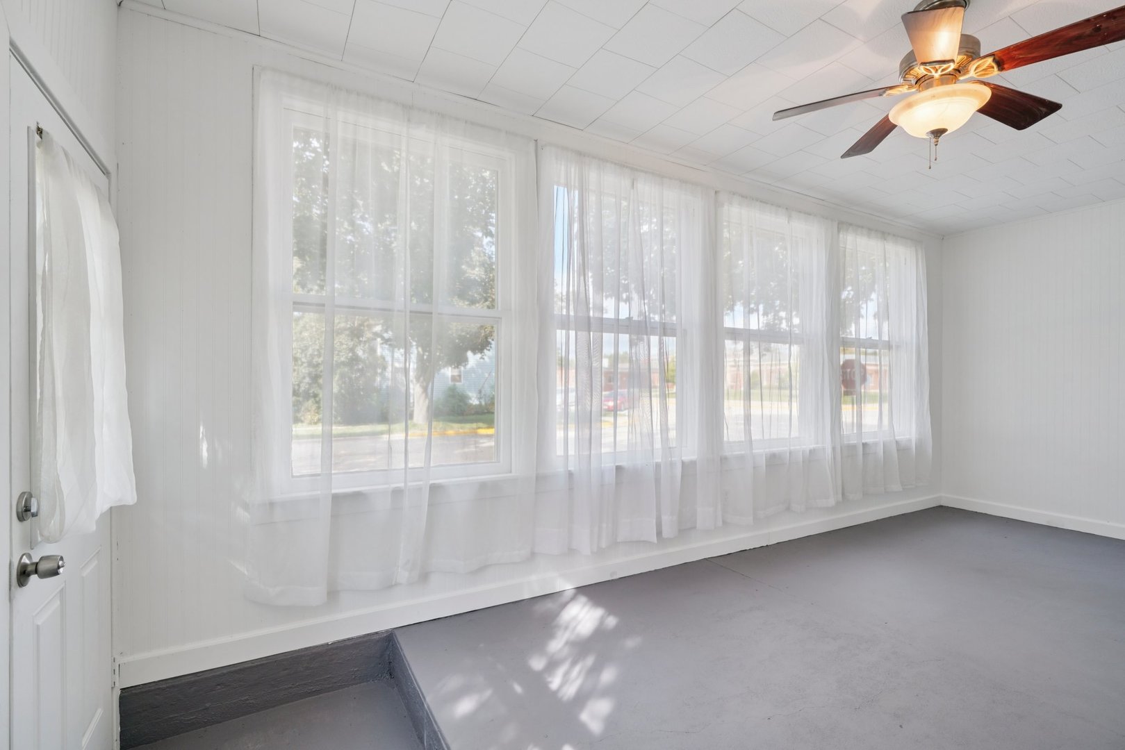 328 Sumner Street, Genoa City, WI 53128