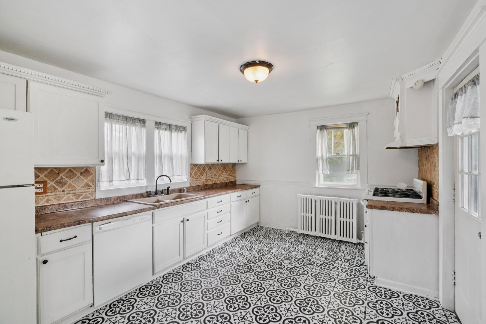 328 Sumner Street, Genoa City, WI 53128