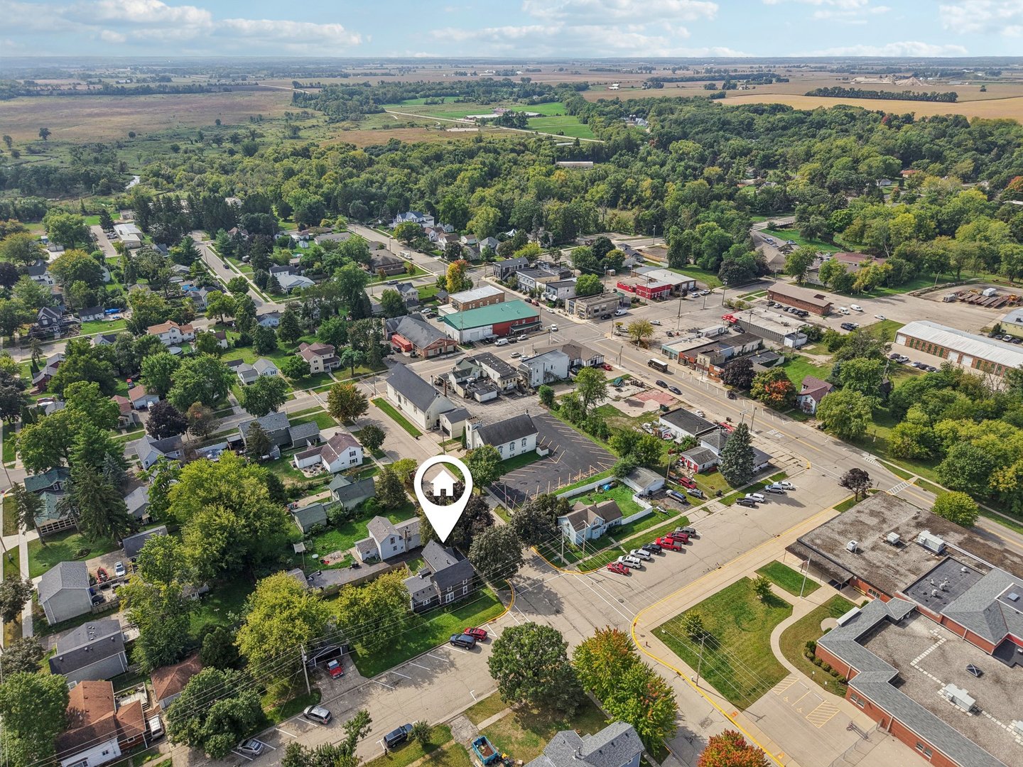 328 Sumner Street, Genoa City, WI 53128