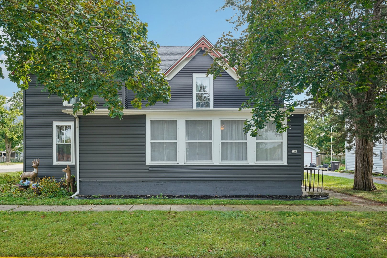 328 Sumner Street, Genoa City, WI 53128