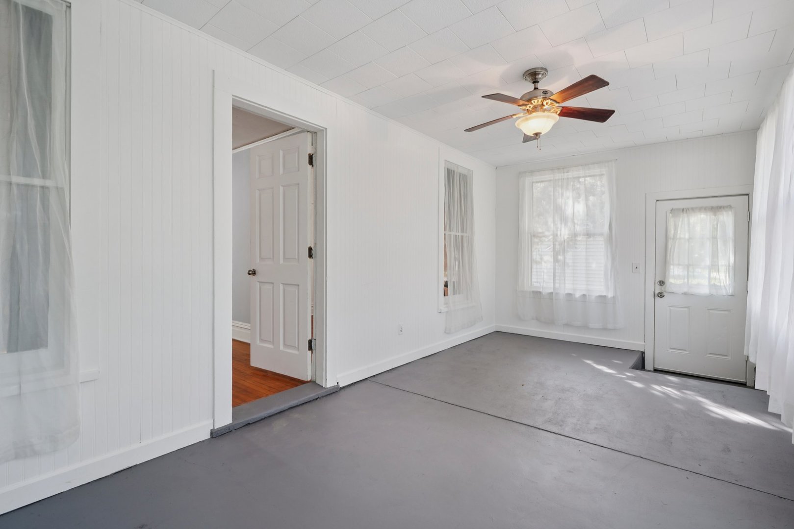 328 Sumner Street, Genoa City, WI 53128