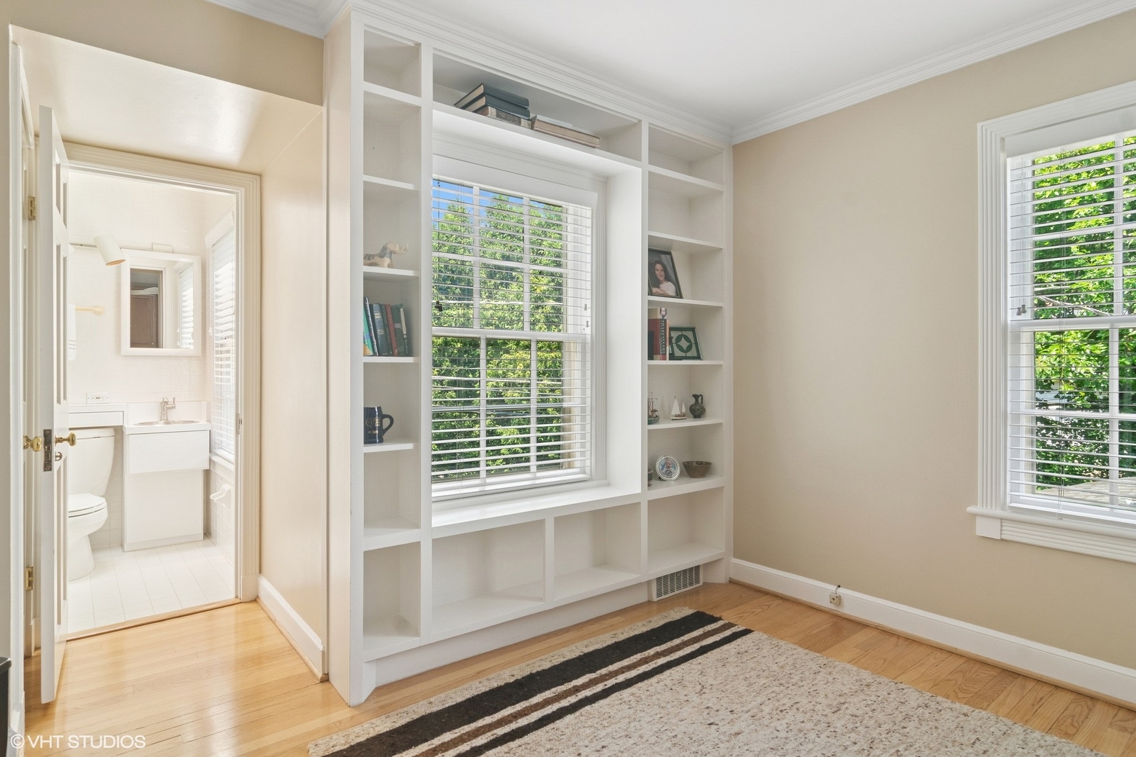 500 E Mayfair Road, Arlington Heights, IL 60005