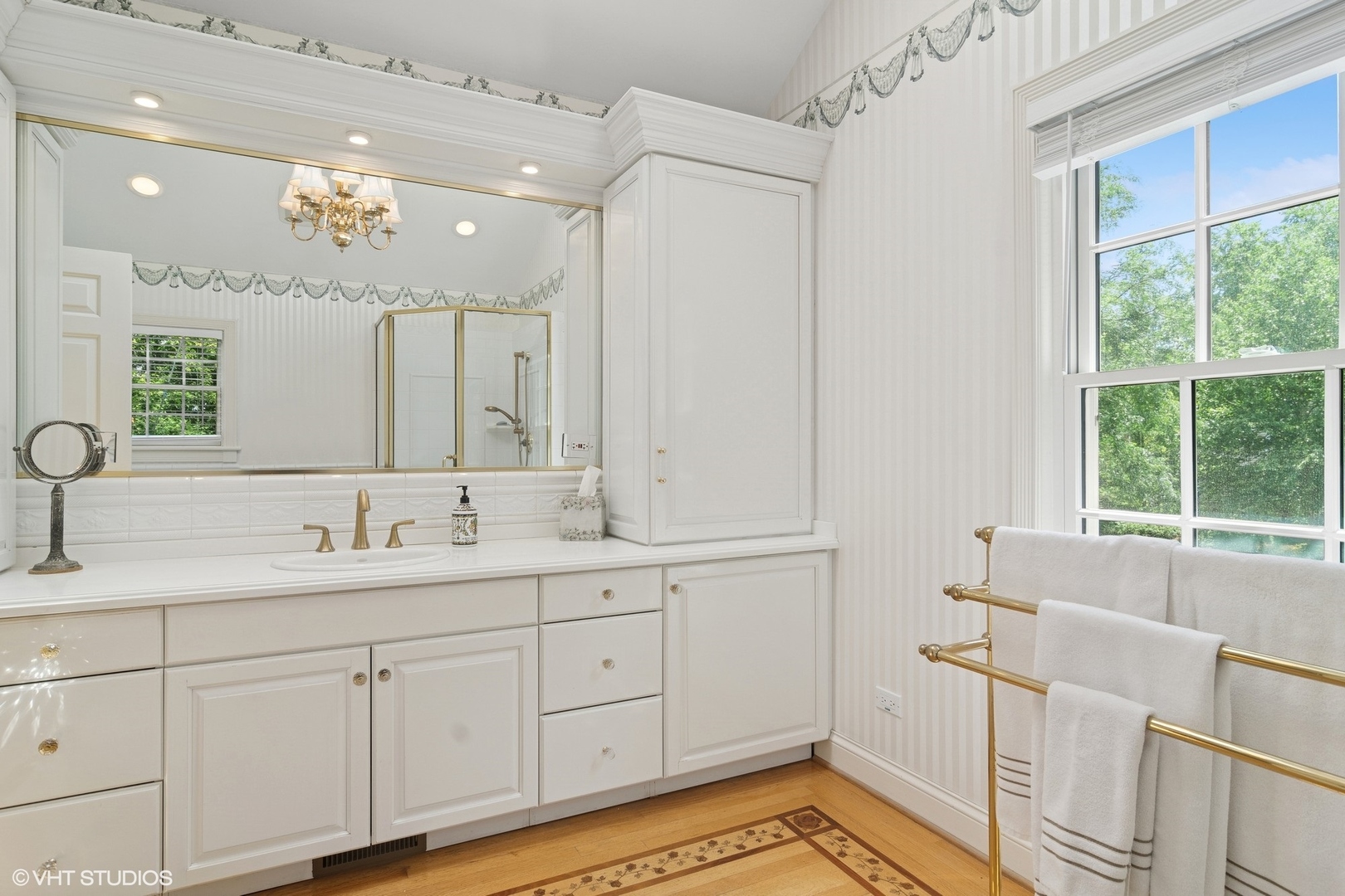 500 E Mayfair Road, Arlington Heights, IL 60005