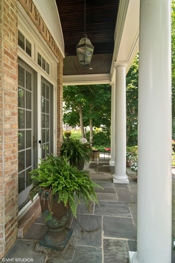 500 E Mayfair Road, Arlington Heights, IL 60005