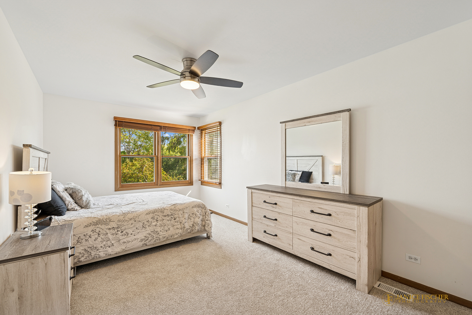 531 Salceda Lane, Mundelein, IL 60060