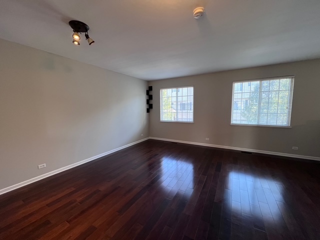 1819 Indian Hill Lane, Aurora, IL 60503