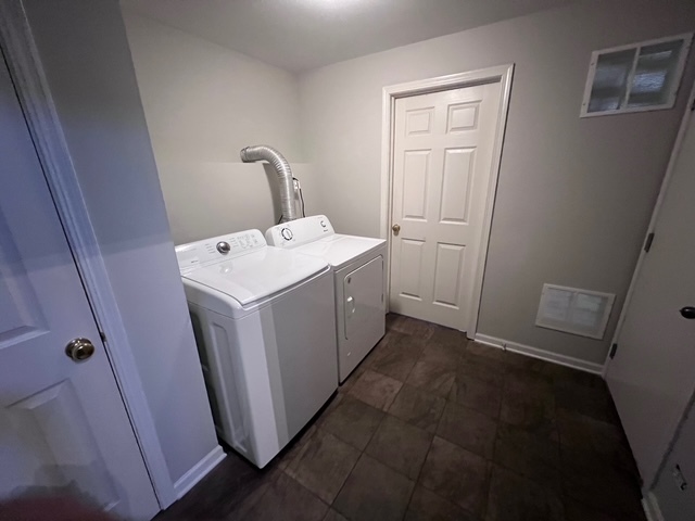 1819 Indian Hill Lane, Aurora, IL 60503