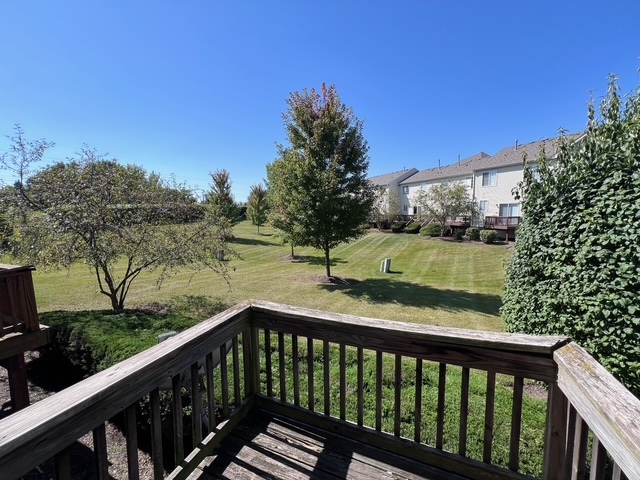 1819 Indian Hill Lane, Aurora, IL 60503