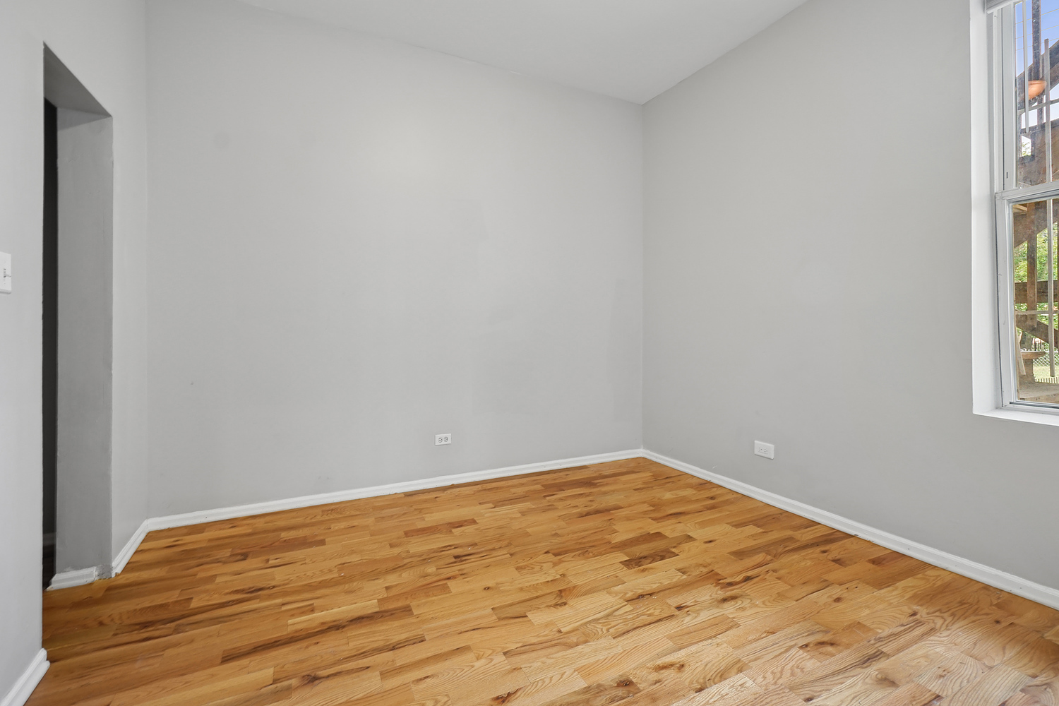1549 S Saint Louis Avenue, Chicago, IL 60623