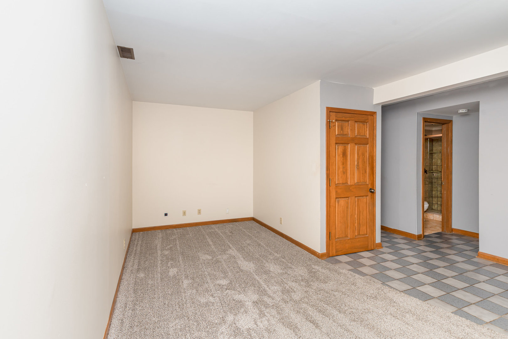 S045 Pleasant Hill Road, Wheaton, IL 60187