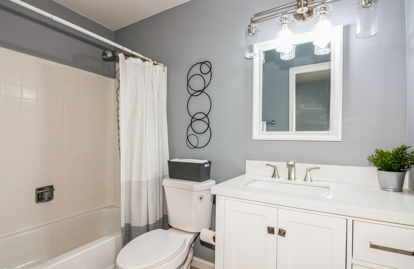 1112 Auburn #1112, Buffalo Grove, IL 60089