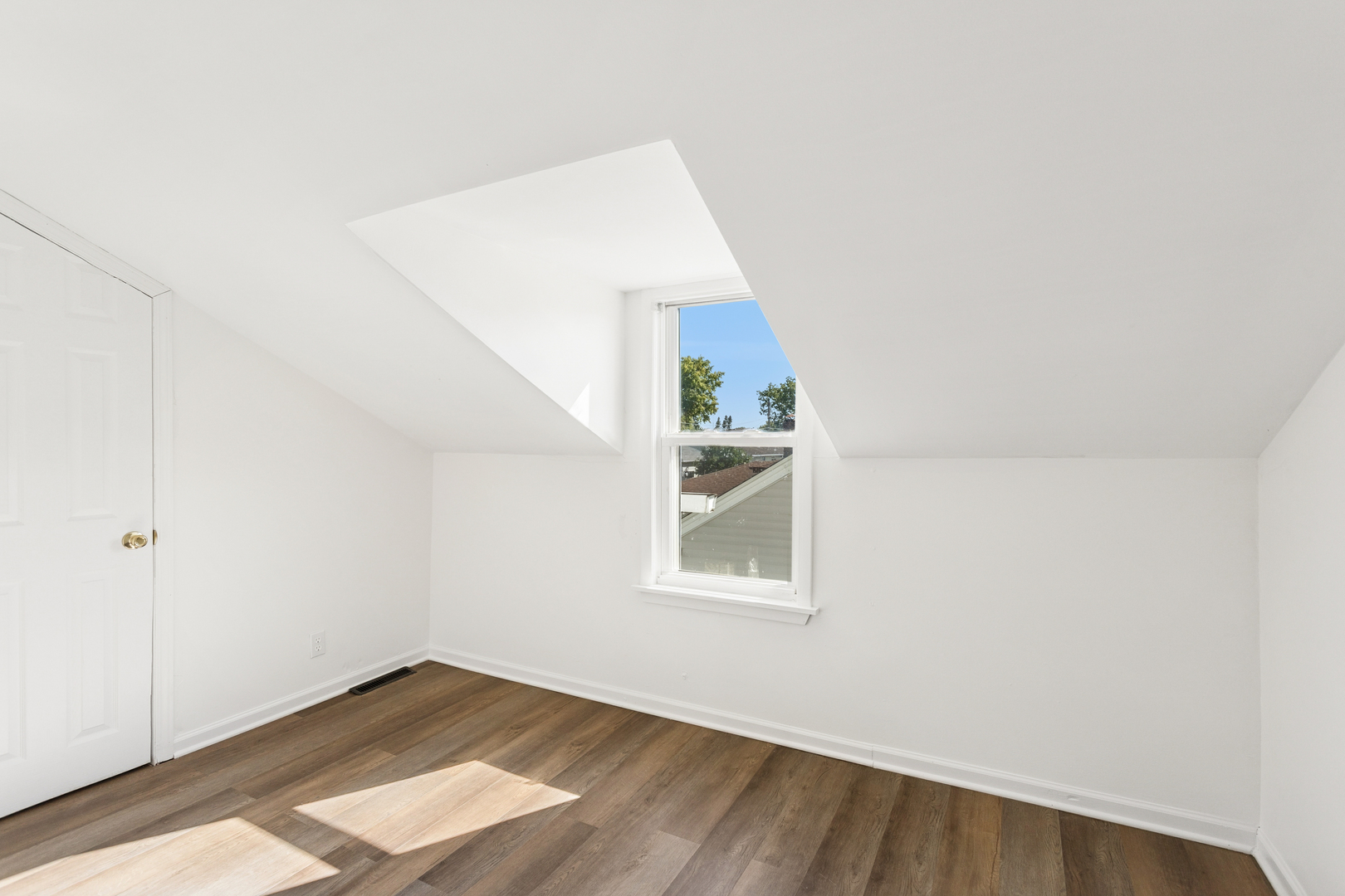 540 E 4th Street, Lockport, IL 60441