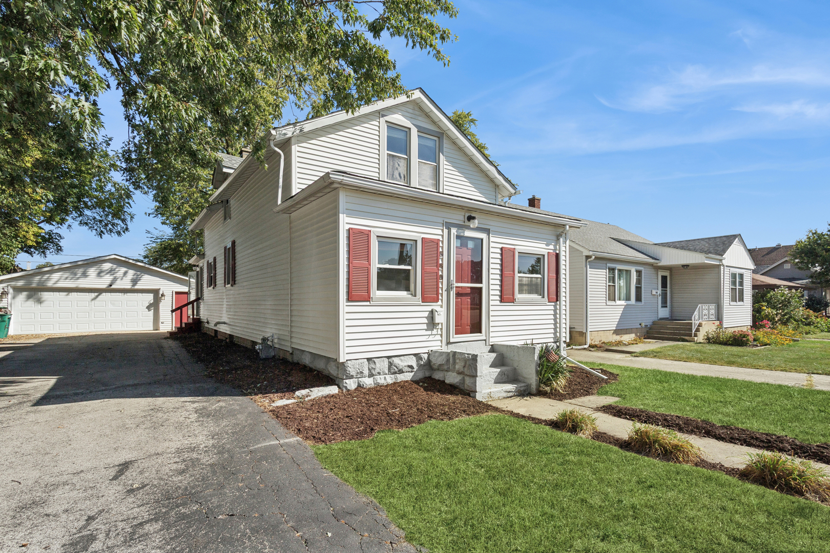 540 E 4th Street, Lockport, IL 60441