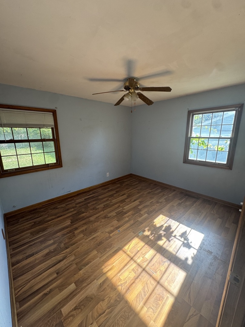 102 Grow Lane, Streamwood, IL 60107