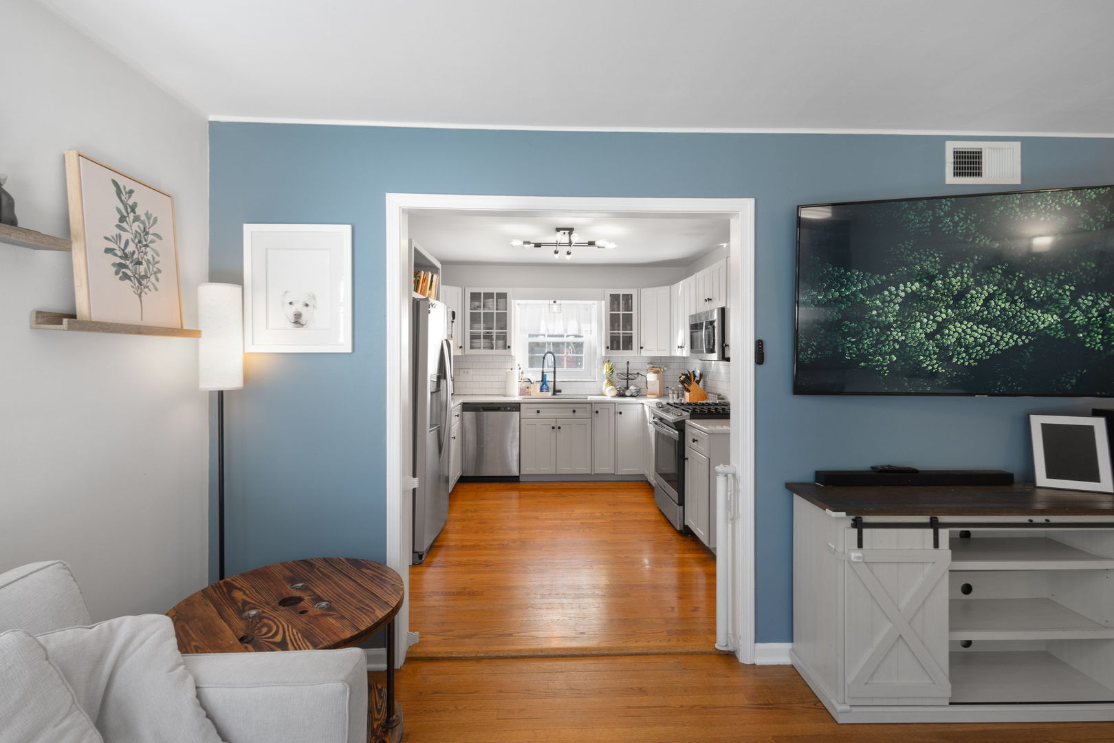 231 E Berkshire Avenue, Lombard, IL 60148