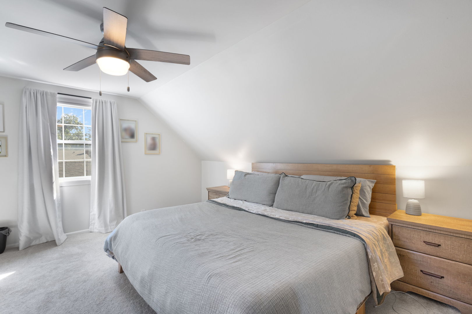 231 E Berkshire Avenue, Lombard, IL 60148