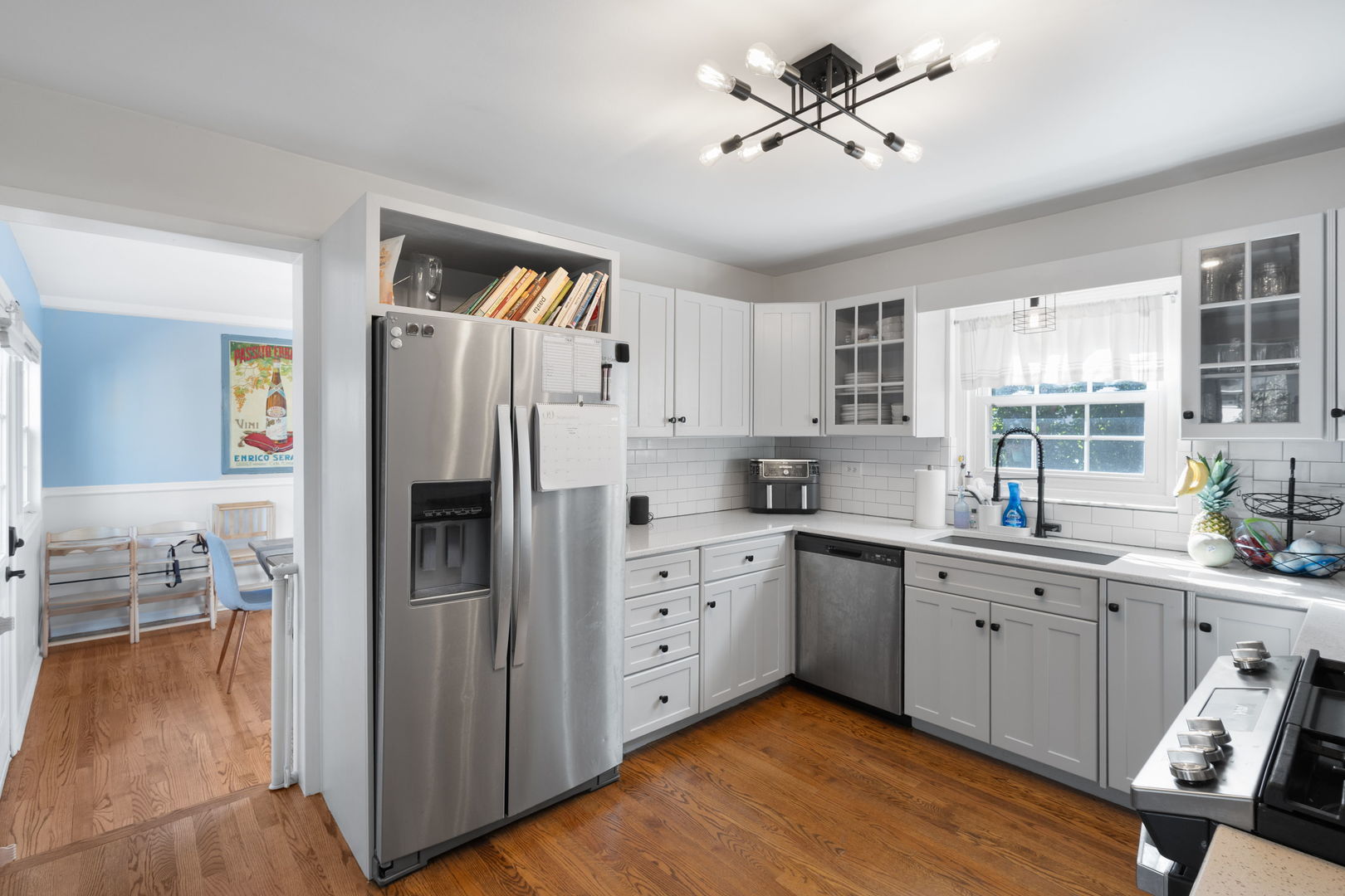 231 E Berkshire Avenue, Lombard, IL 60148