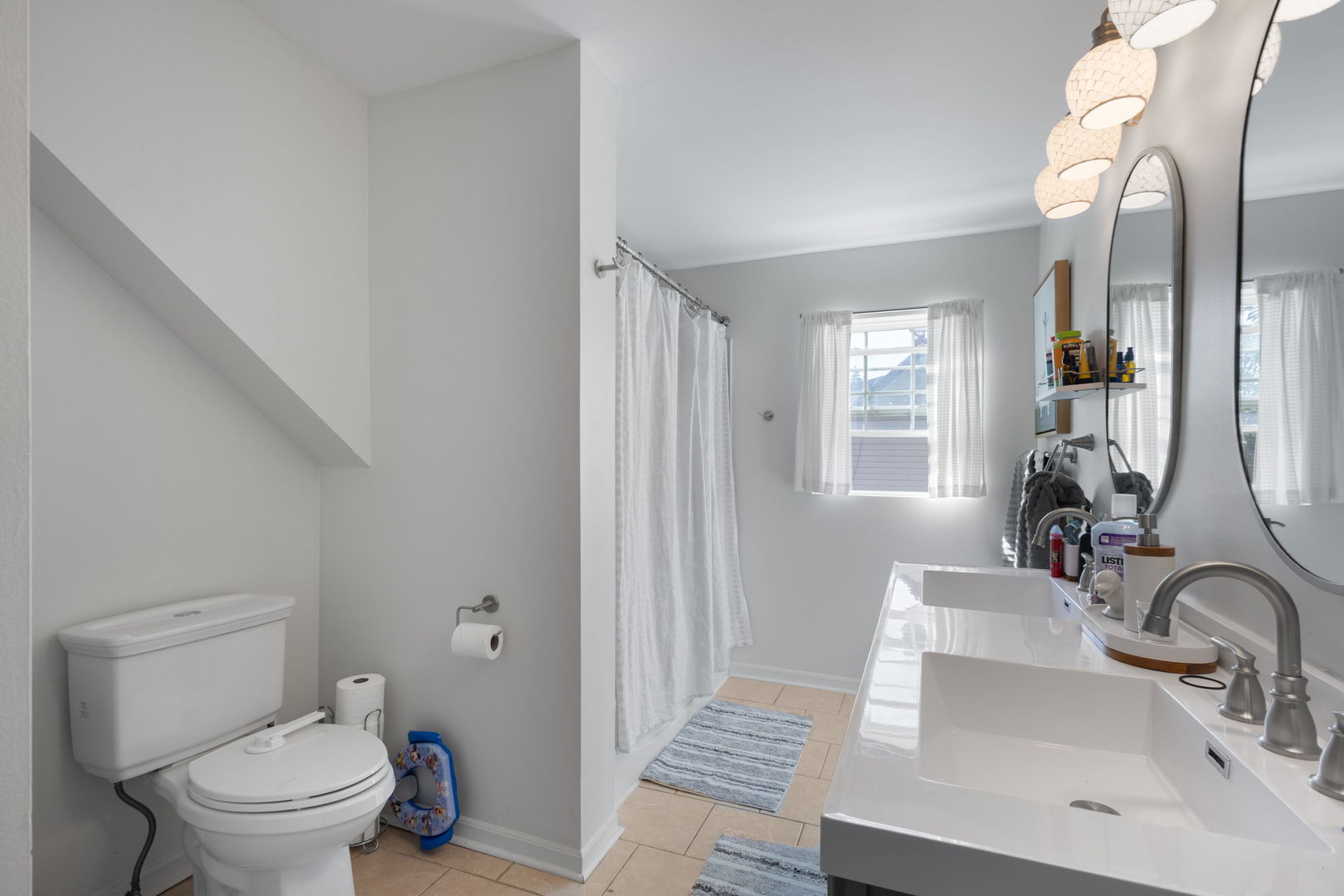 231 E Berkshire Avenue, Lombard, IL 60148