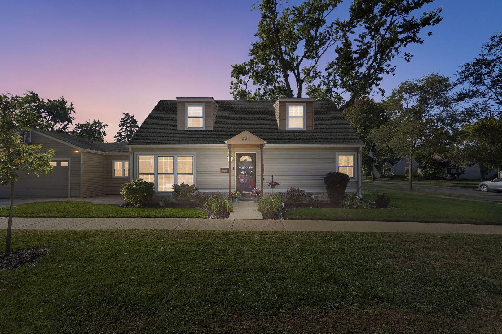 231 E Berkshire Avenue, Lombard, IL 60148