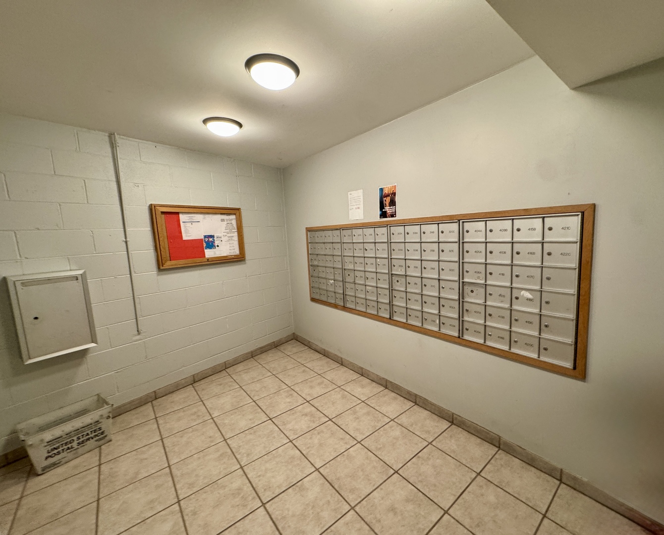 1415 E Central Road #301A, Arlington Heights, IL 60005