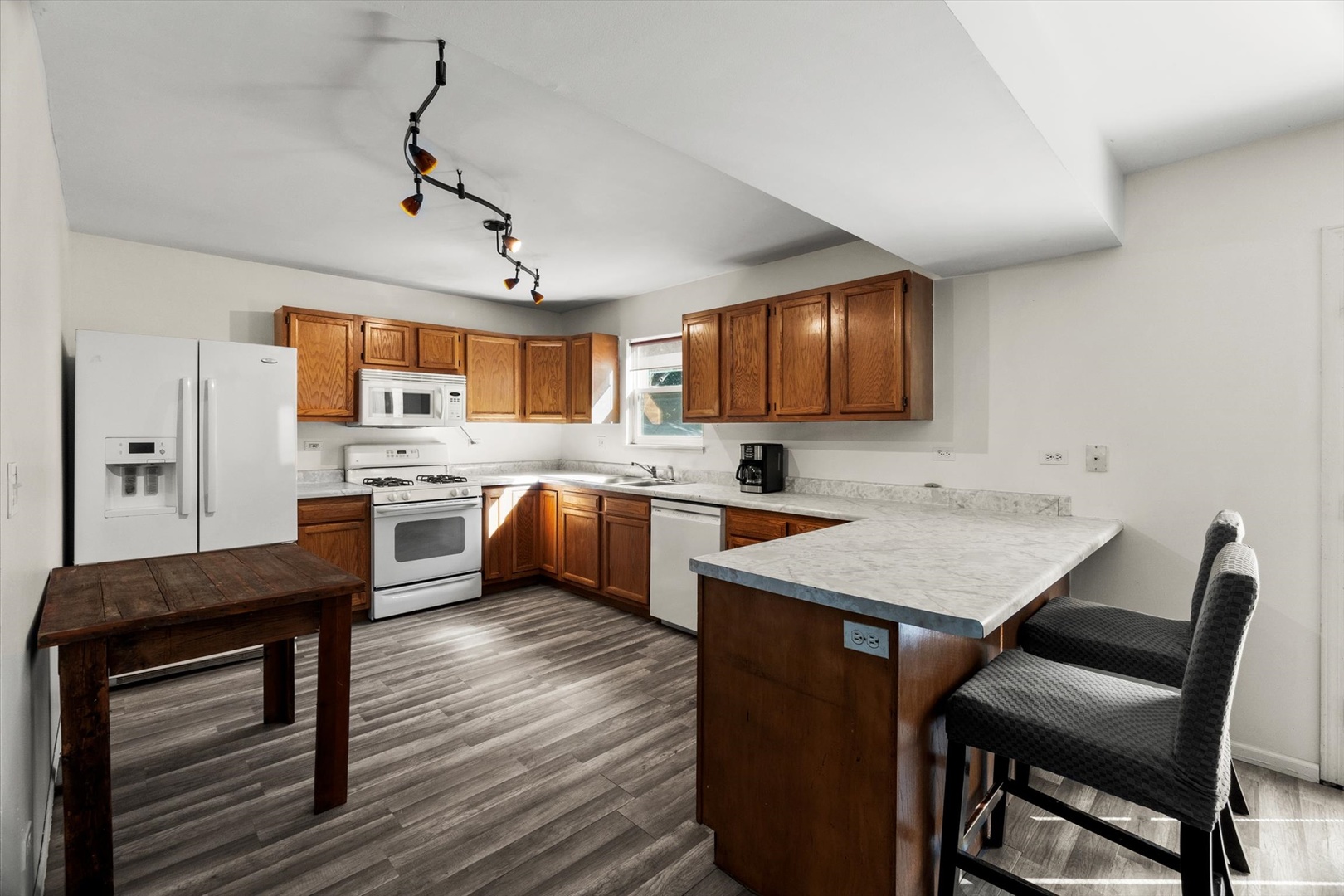 618 Grace Drive, Lake In The Hills, IL 60156