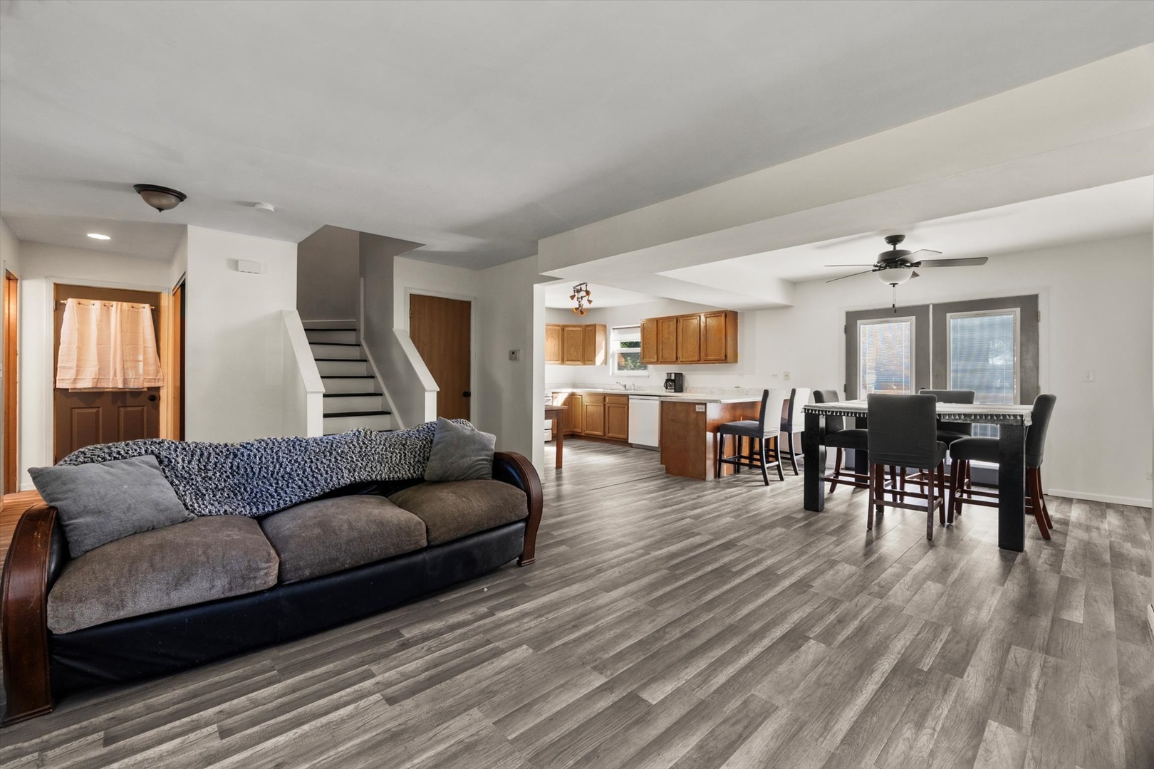 618 Grace Drive, Lake In The Hills, IL 60156