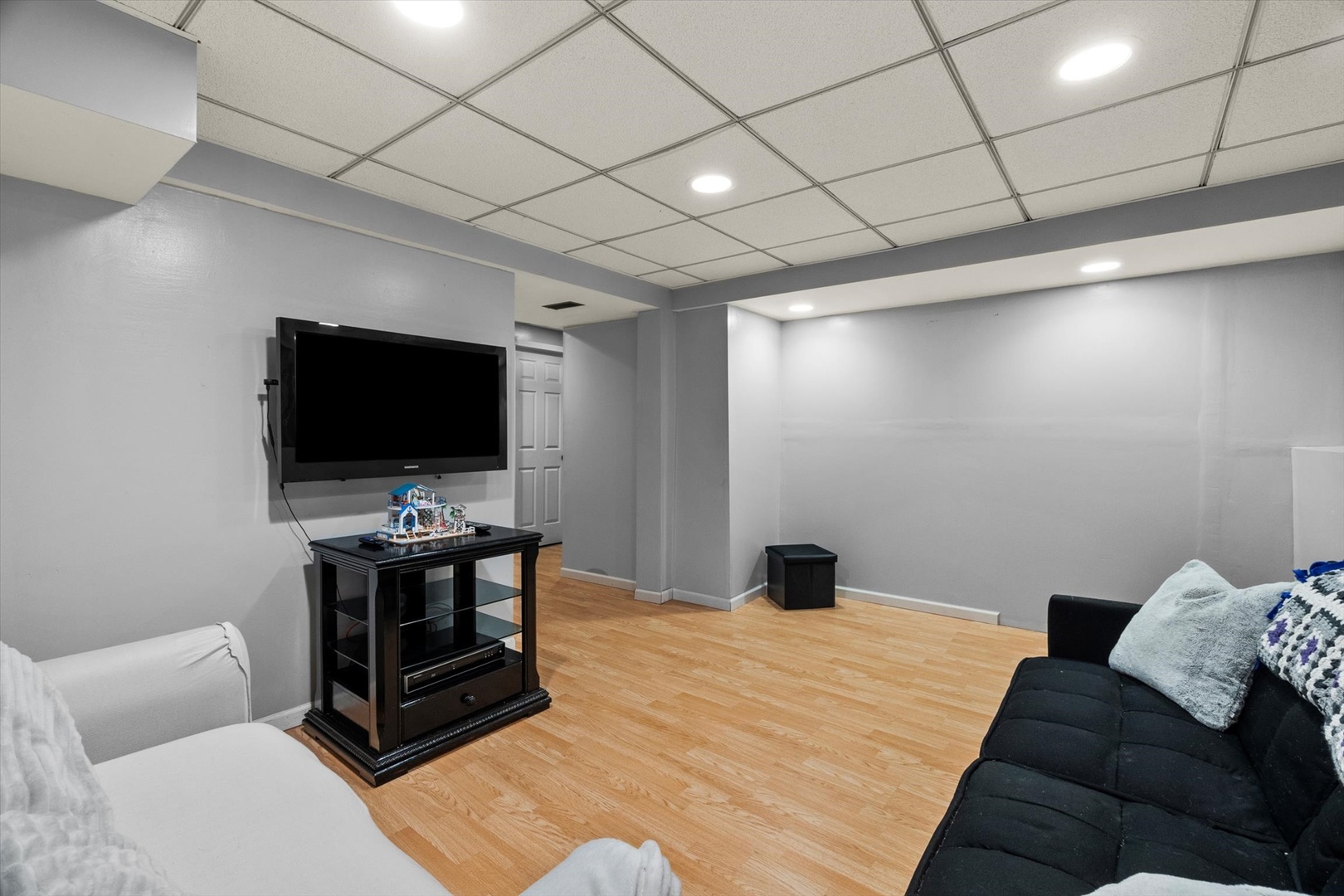 618 Grace Drive, Lake In The Hills, IL 60156