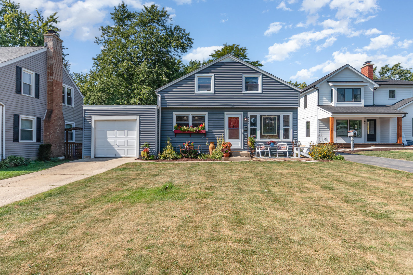 4532 Sherwood Avenue, Downers Grove, IL 60515